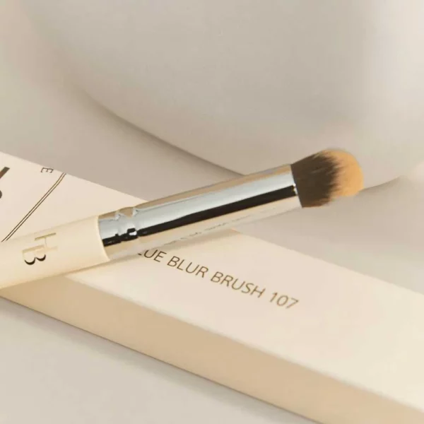 heveblue-premium-blur-brush-107-pic-1