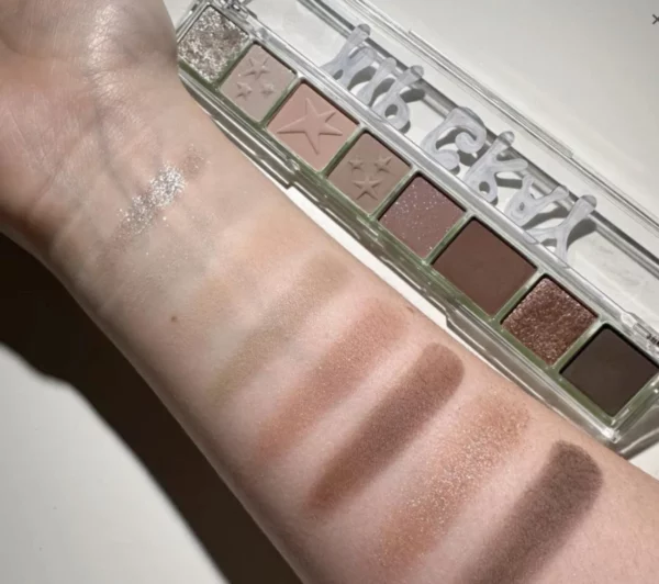 peripera-all-take-mood-palette-hip-gray-collection-pic-4