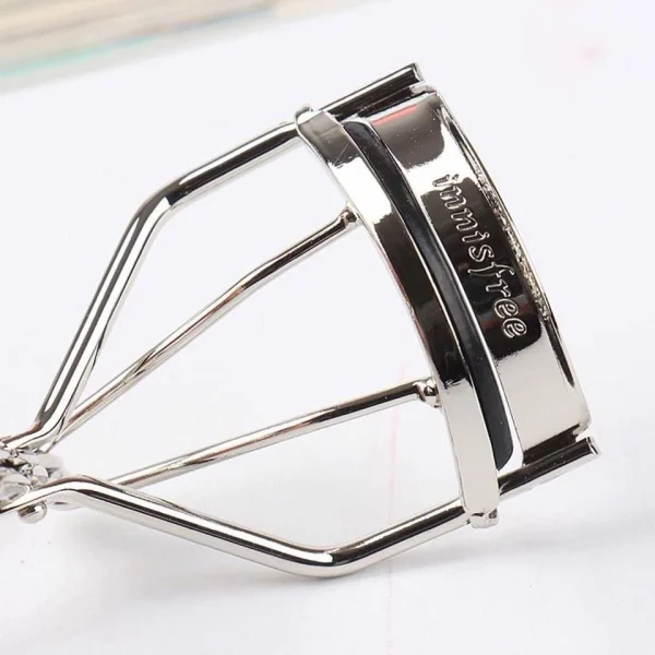 innisfree-premium-eyelash-curler-pic-5