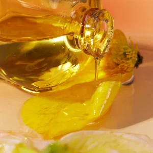 lador-perfumed-hair-oil-osmanthus-pic-2