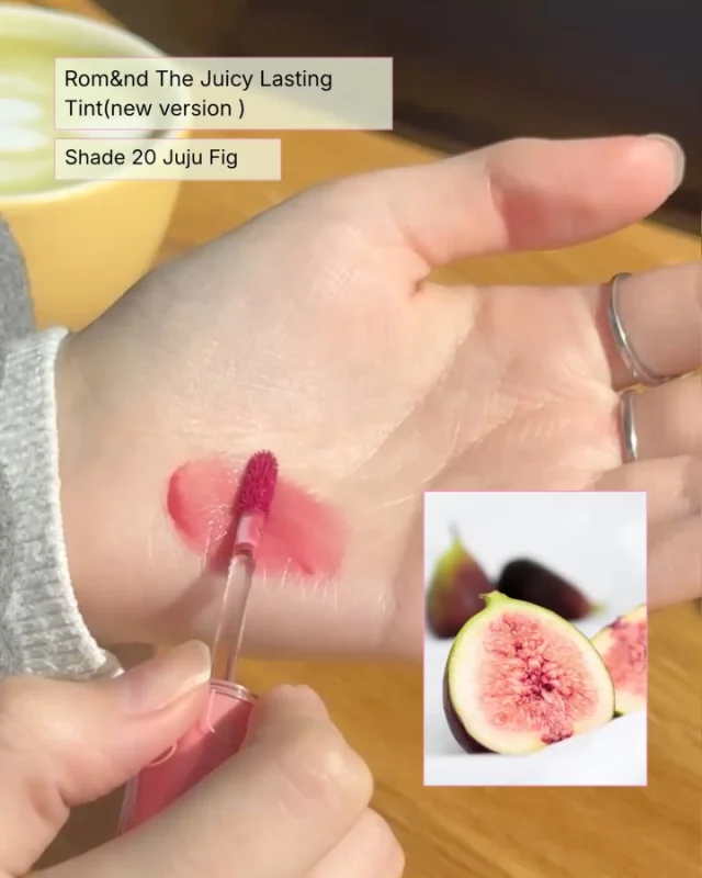 Új formulát kapott a @romandyou The Juicy Lasting Tint!🌸Még fényesebb és légiesebb textúra, ragacsos érzet nélkül. Természetes és tartós színt ad az ajkaknak.✨

#skinguru24 #koreanskincare #koreanmakeup #romand #liptint